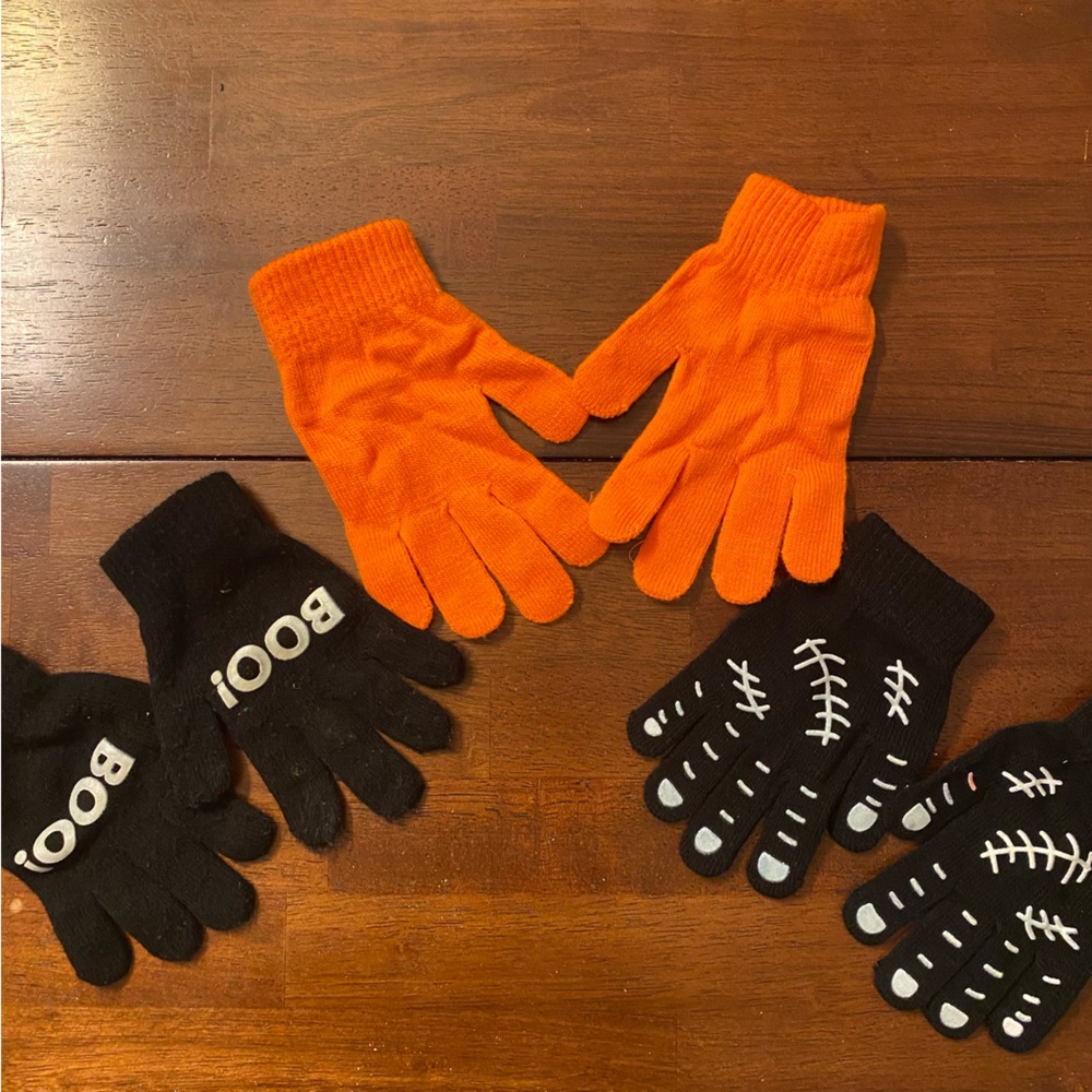 Halloween gloves, 3 pair